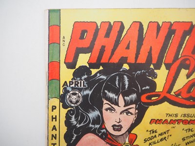 Lot 515 - PHANTOM LADY #17 (1948 - FOX) - Iconic (and...