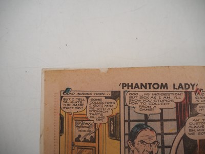 Lot 515 - PHANTOM LADY #17 (1948 - FOX) - Iconic (and...