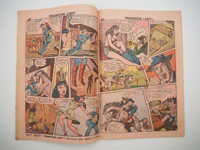 Lot 515 - PHANTOM LADY #17 (1948 - FOX) - Iconic (and...