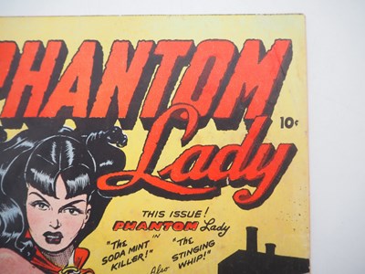 Lot 515 - PHANTOM LADY #17 (1948 - FOX) - Iconic (and...