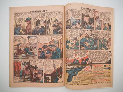 Lot 515 - PHANTOM LADY #17 (1948 - FOX) - Iconic (and...