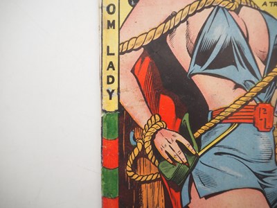 Lot 515 - PHANTOM LADY #17 (1948 - FOX) - Iconic (and...