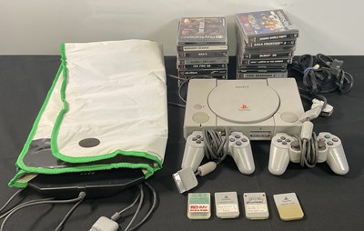 Lot 578 - SONY PLAYSTATION 1 - A PlayStation bundle...