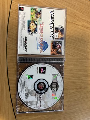 Lot 578 - SONY PLAYSTATION 1 - A PlayStation bundle...