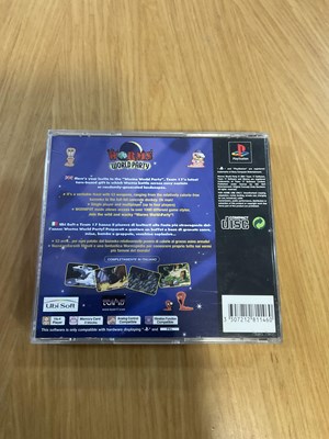Lot 578 - SONY PLAYSTATION 1 - A PlayStation bundle...
