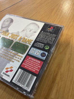 Lot 578 - SONY PLAYSTATION 1 - A PlayStation bundle...