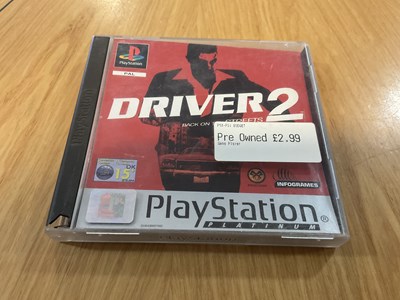 Lot 578 - SONY PLAYSTATION 1 - A PlayStation bundle...