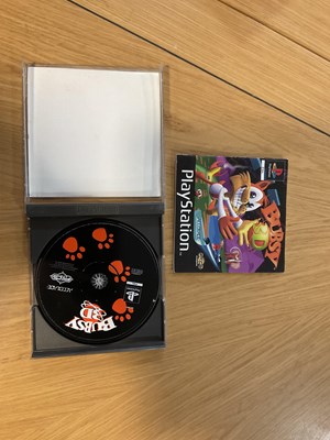 Lot 578 - SONY PLAYSTATION 1 - A PlayStation bundle...