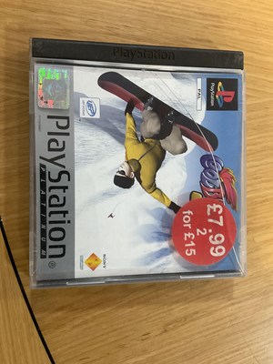 Lot 578 - SONY PLAYSTATION 1 - A PlayStation bundle...