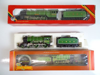 Lot 517 - OO SCALE MODEL RAILWAYS: A pair of HORNBY...