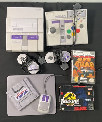 Lot 594 - SUPER NINTENDO (SNES) - An NTSA / North...