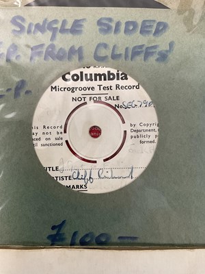 Lot 183 - A rare collection of 38 CLIFF RICHARD Demo 7"...