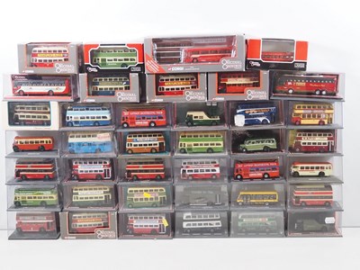 Lot 34 - A quantity of 1:76 scale diecast buses and...