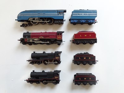 Lot 205 - A group of unboxed steam locomotives by...