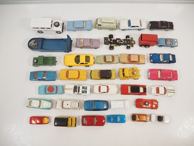 Lot 90 - A group of unboxed diecast cars and other...