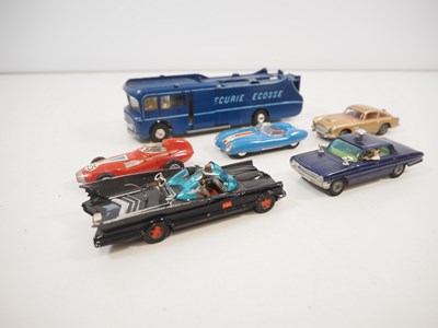 Lot 92 - A group of unboxed CORGI diecast vehicles...