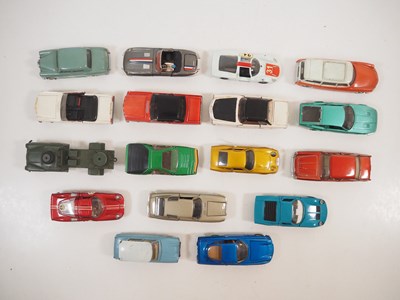 Lot 93 - A group of unboxed diecast cars and other...