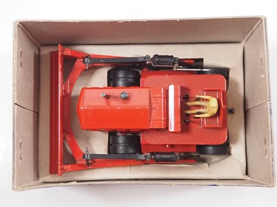Lot 121 - A DINKY diecast 961 Blaw Knox Bulldozer...