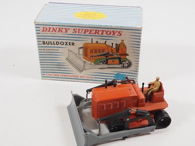Lot 121 - A DINKY diecast 961 Blaw Knox Bulldozer...