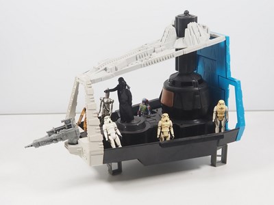 Lot 189 - STAR WARS: Darth Vader's Star Destroyer,...