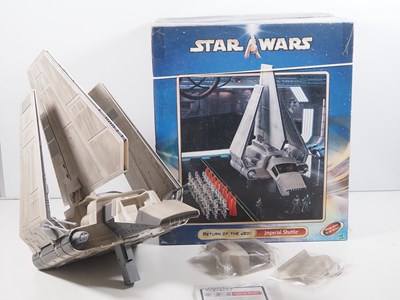 Lot 214 - STAR WARS: A Hasbro Return of the Jedi...