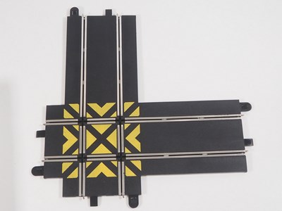 Lot 270 - A SCALEXTRIC 'Inner City Speed' slot racing...