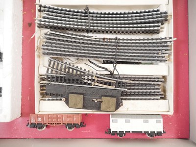 Lot 300 - A LIMA vintage N gauge Italian outline...