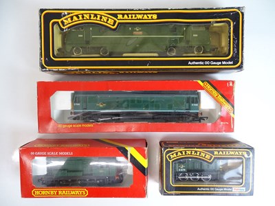 Lot 568 - OO SCALE MODEL RAILWAYS: A group of diesel...