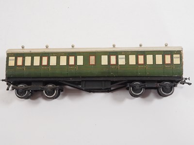 Lot 322 - A pair of LEEDS MODEL COMPANY O gauge Southern...