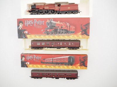 Lot 326 - A group of HORNBY OO gauge Harry Potter...