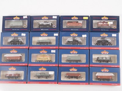 Lot 362 - A mixed group of BACHMANN OO gauge wagons -...