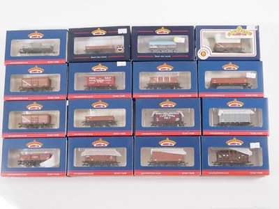 Lot 363 - A mixed group of BACHMANN OO gauge wagons -...