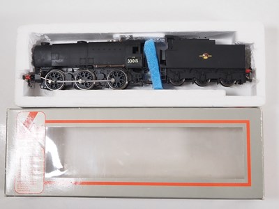 Lot 376 - A group of HORNBY OO gauge class Q1 steam...