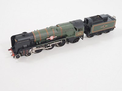 Lot 397 - A WRENN OO gauge W2238 Rebuilt Bulleid Pacific...