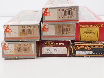 Lot 416 - A group of OO gauge diesel locomotives by...