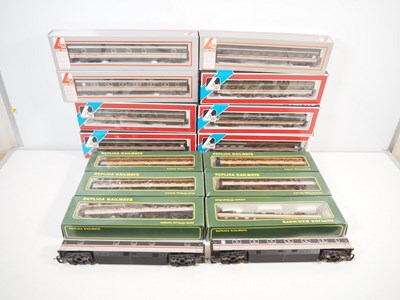 Lot 444 - A group of OO gauge Mark 1,2 and 3 passenger...