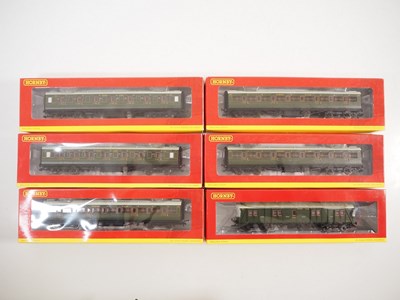 Lot 445 - A group of HORNBY OO gauge Maunsell passenger...