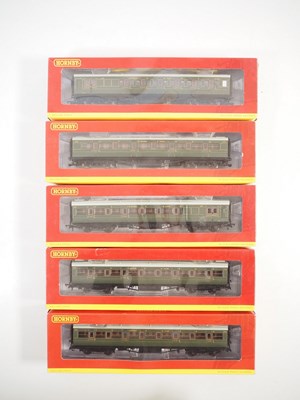 Lot 446 - A group of HORNBY OO gauge Maunsell passenger...