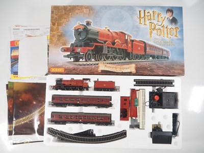 Lot 481 - A HORNBY OO gauge 'Harry Potter and the...