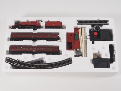 Lot 481 - A HORNBY OO gauge 'Harry Potter and the...