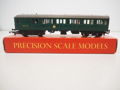 Lot 496 - A LIMA OO gauge class 101 2 car DMU in BR...