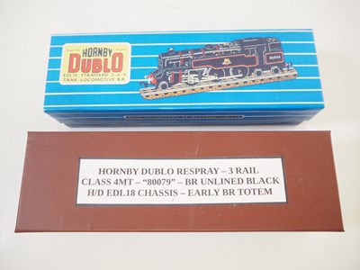 Lot 504 - A pair of HORNBY DUBLO OO gauge 3-rail class...