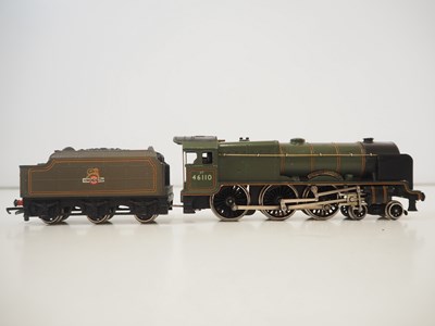 Lot 519 - A WRENN OO gauge W2262 Royal Scot class steam...