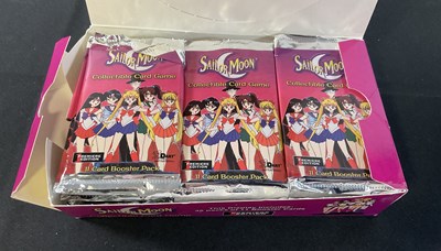 Lot 448 - SAILOR MOON - A distributor box of 36 Premier...