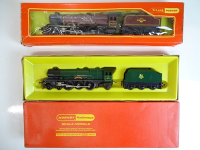 Lot 591 - OO SCALE MODEL RAILWAYS: A pair of TRI-ANG /...