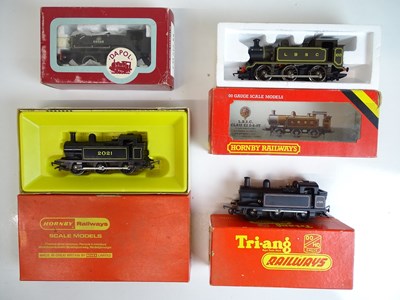 Lot 594 - OO SCALE MODEL RAILWAYS: A group of small...