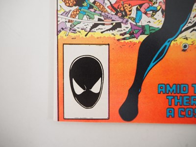 Lot 21 - MARVEL SUPER HEROES SECRET WARS #1, 2, 3, 4, 5,...
