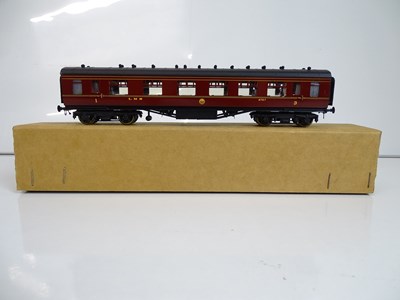 Lot 613 - OO SCALE MODEL RAILWAYS: A LAWRENCE Scale...