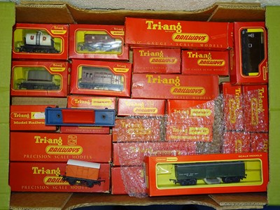 Lot 629 - OO SCALE MODEL RAILWAYS: A crate containing a...