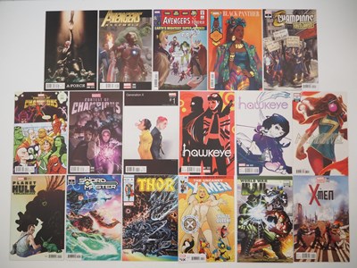 Lot 417 - MARVEL VARIANT COVER LOT (17 in Lot) -...